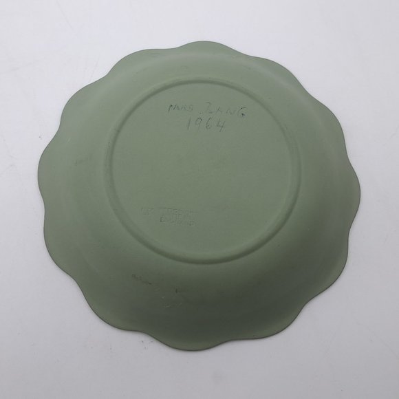 Green Jasperware Ashtray by Wedgwood - Picture 8 of 10